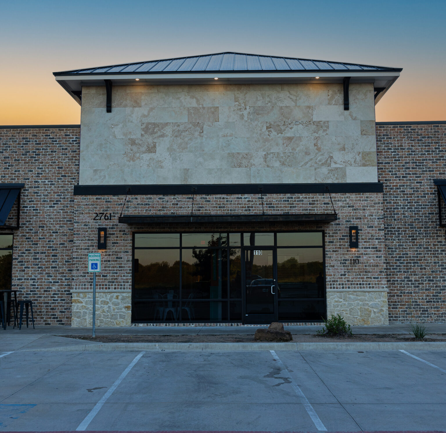 Patient receiving personalized care in comfortable setting